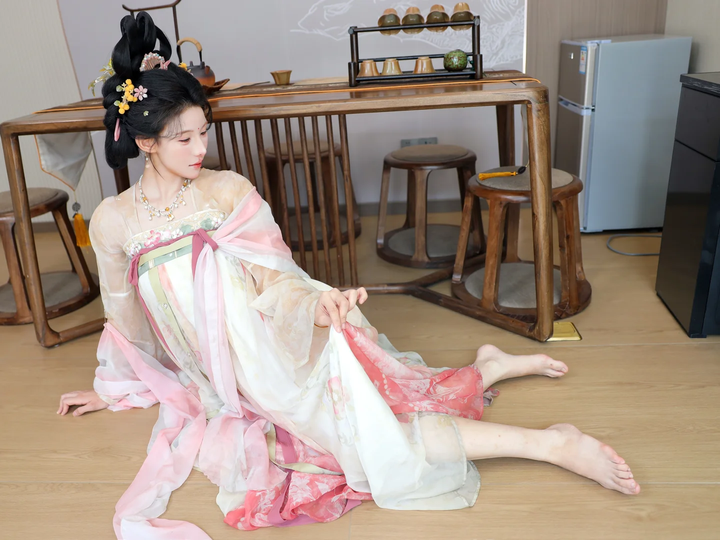 梨霜儿 - No.003 唐装 [112P-459MB] tg@simisebaisi 【丝足阁】075.webp